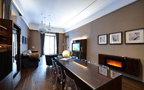 The Babuino - Luxury Serviced Apartment